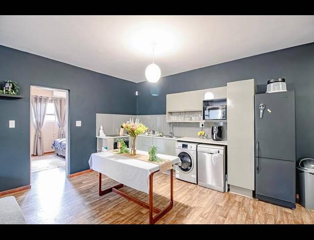 2 BEDROOM PROPERTY TO RENT IN MENLO PARK